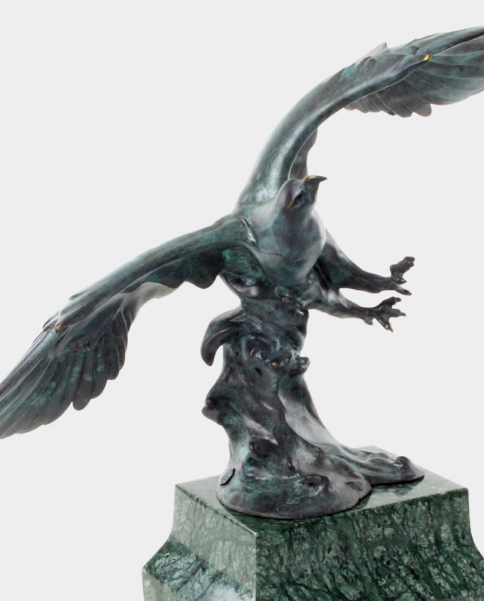 Flying Eagle Bronze Sculpture