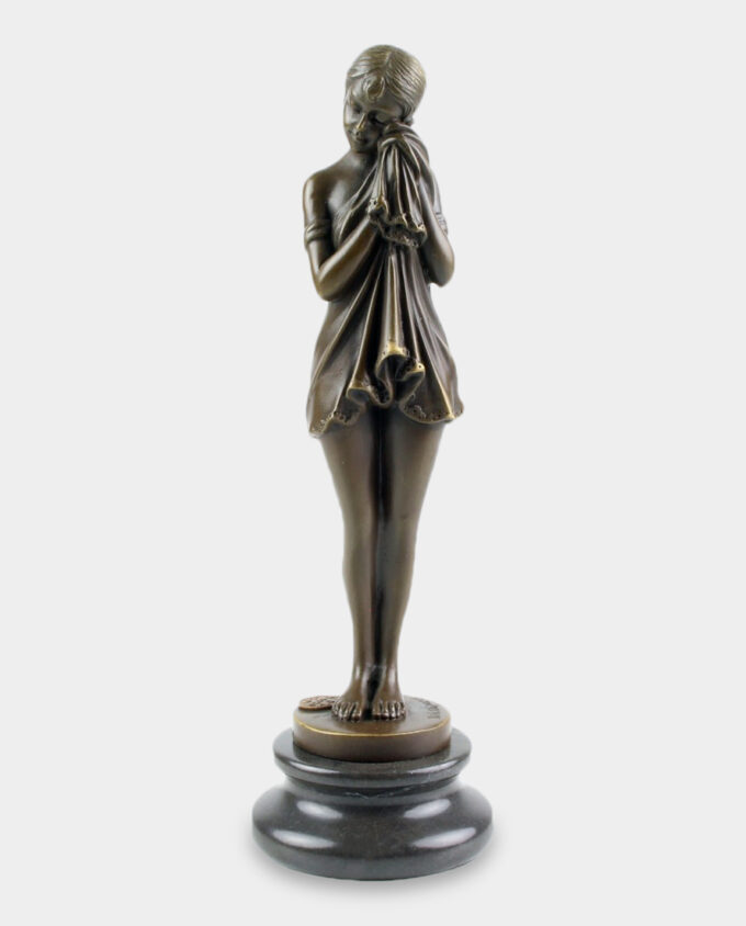 Smutna Dziewczyna Rzeźba z Brązu